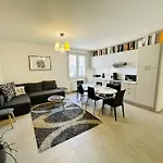 Comfortable, Cozy, Chill, Spacious, Near Cathedral Apartamento Reims